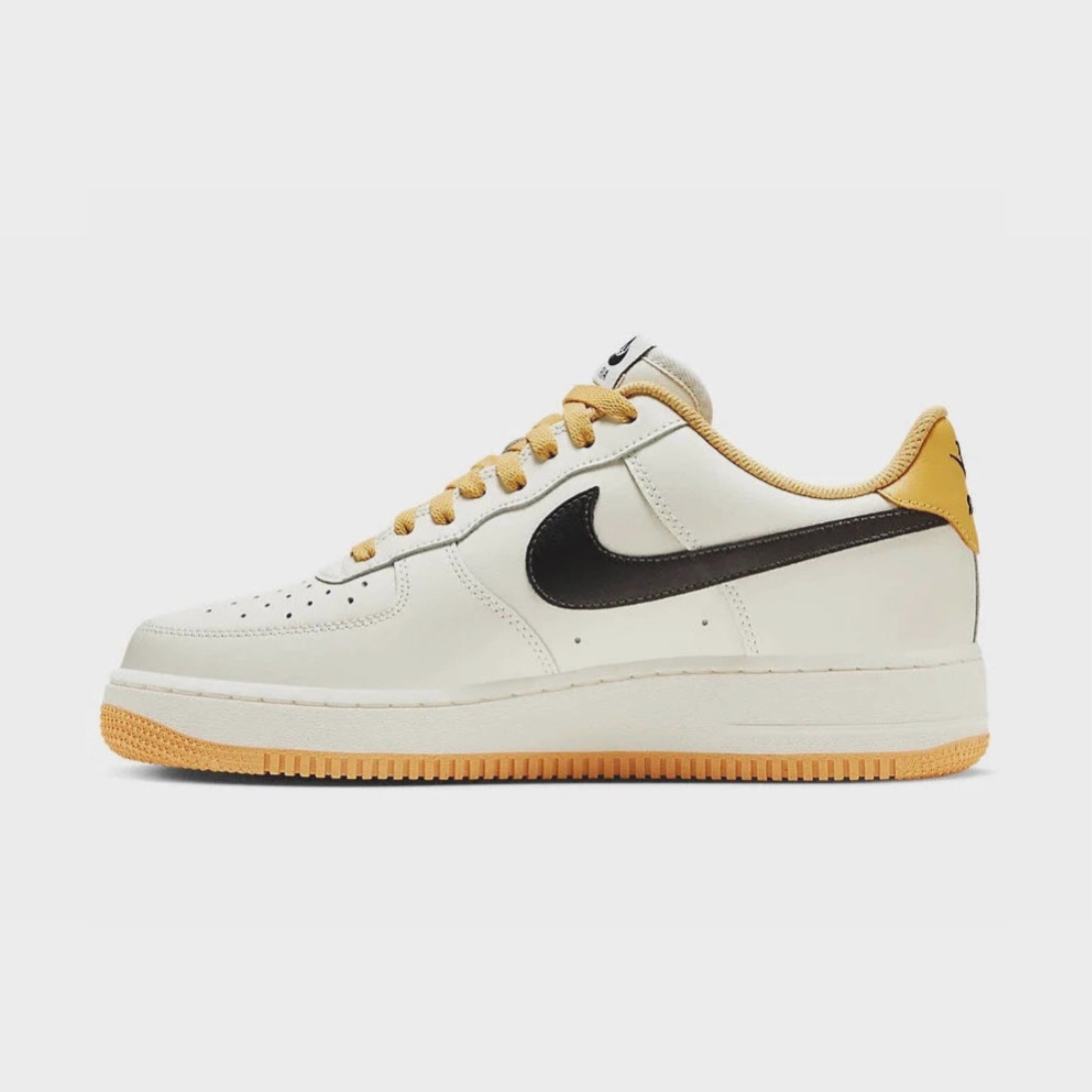 Air Force 1 Low Sail/Gold