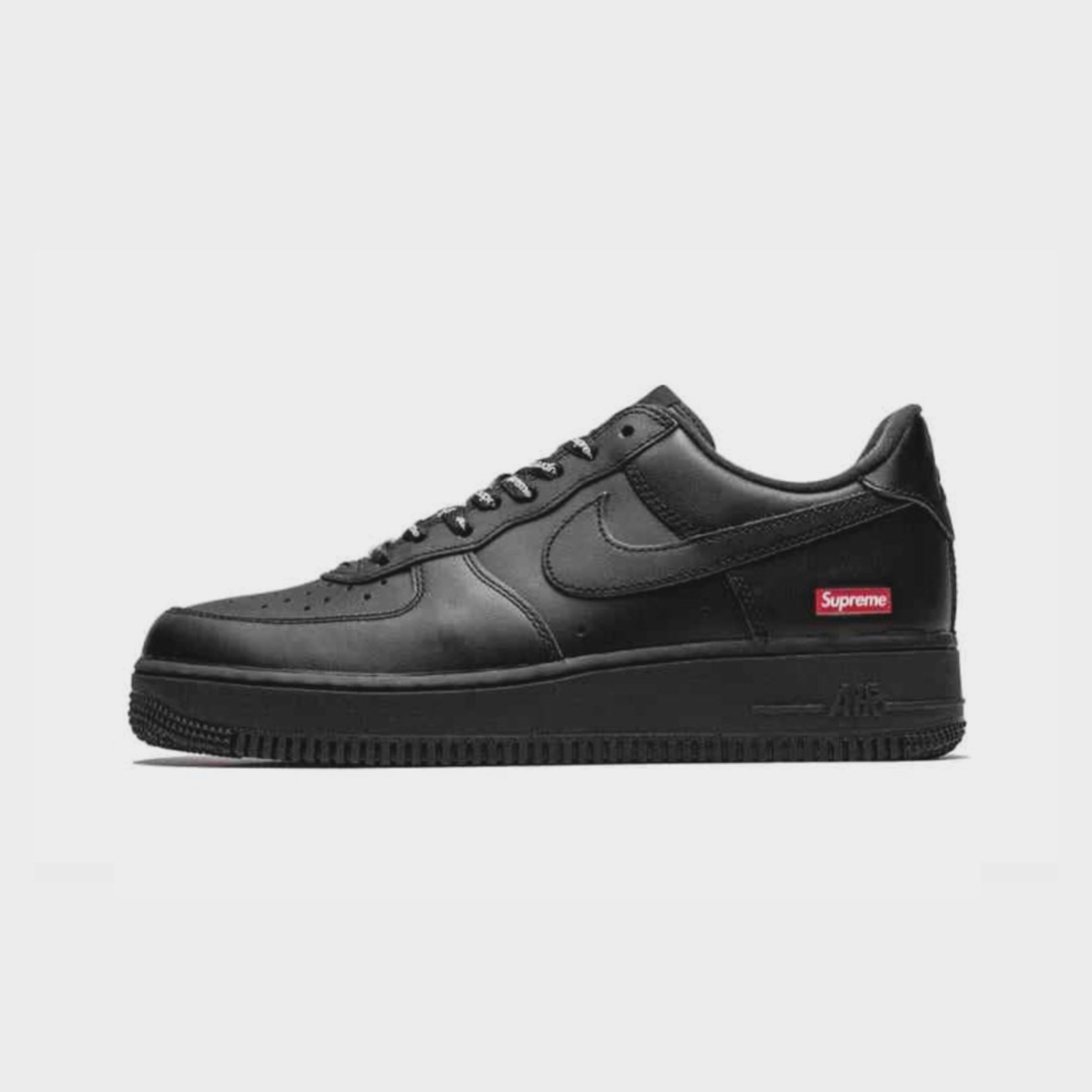 Nike Air Force 1 07’ Supreme Black