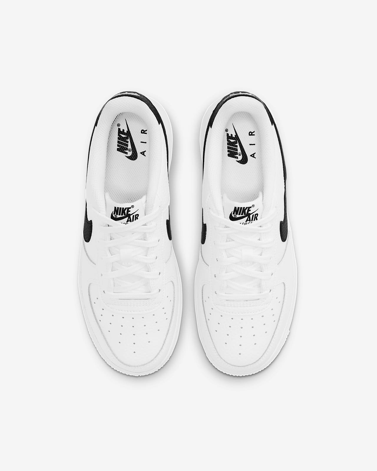 Nike Air Force 1 '07 - Black & White