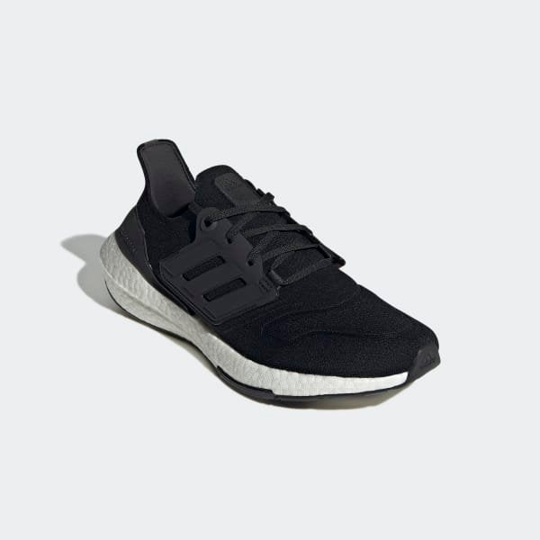 Adidas Ultraboost 2021 - ‘’ Black & White ‘’